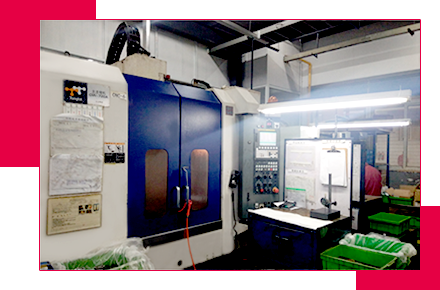 Vertical heavy cutting drilling and milling rigid tapping machining center group