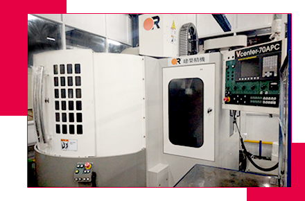 Double table high efficiency drilling, milling and tapping machining center